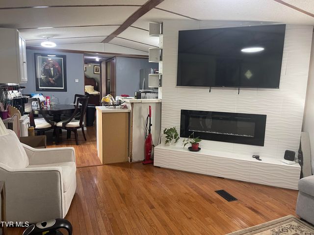 293 Old Fincastle Road, Lebanon, VA 24266