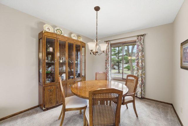 11185 Lanewood Circle, Eden Prairie, MN 55344