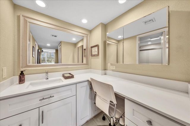 804 Cypress Grove Lane 302, Pompano Beach, FL 33069