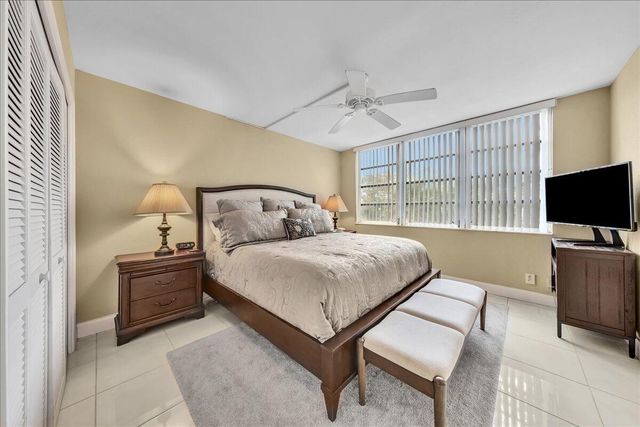 804 Cypress Grove Lane 302, Pompano Beach, FL 33069