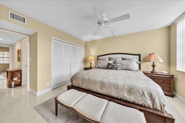 804 Cypress Grove Lane 302, Pompano Beach, FL 33069