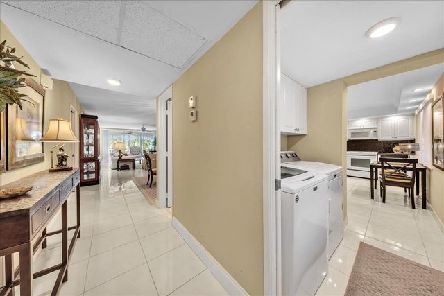 804 Cypress Grove Lane 302, Pompano Beach, FL 33069