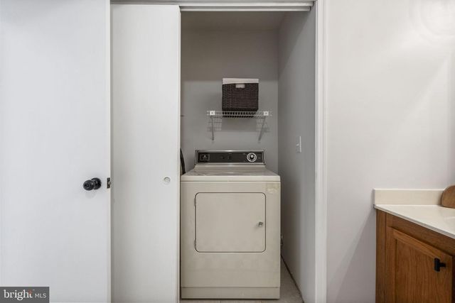 48 MCPHERSON CIR, Sterling, VA 20165