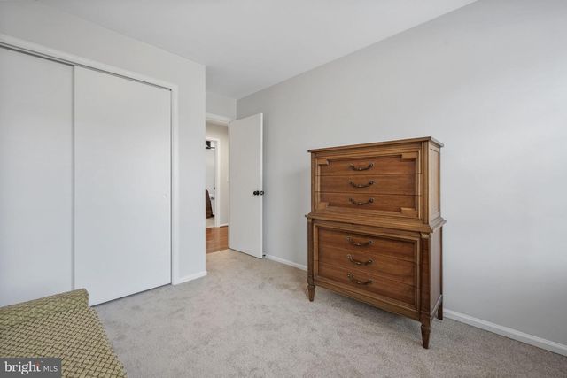 48 MCPHERSON CIR, Sterling, VA 20165