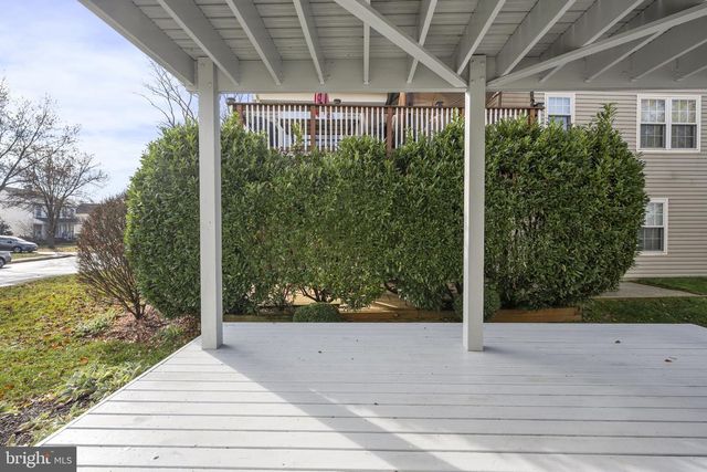 48 MCPHERSON CIR, Sterling, VA 20165