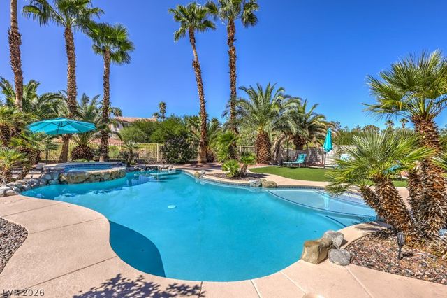 2402 Legacy Island Circle, Henderson, NV 89074