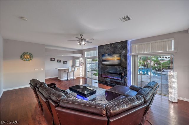 2402 Legacy Island Circle, Henderson, NV 89074