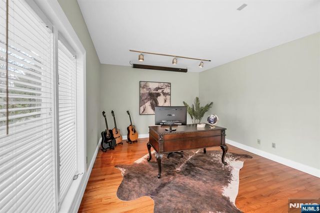301 Hopper Court, Franklin Lakes, NJ 07417