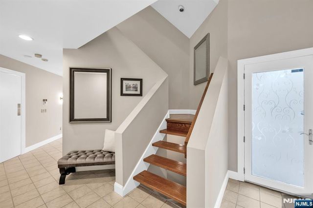 301 Hopper Court, Franklin Lakes, NJ 07417