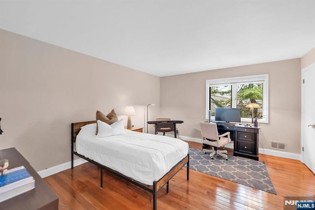 301 Hopper Court, Franklin Lakes, NJ 07417