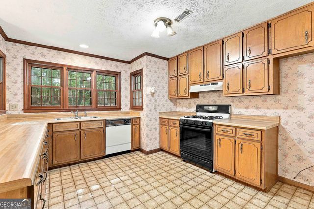 170 Wendell Court, Fayetteville, GA 30215