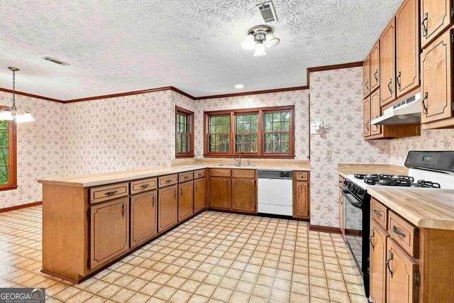 170 Wendell Court, Fayetteville, GA 30215