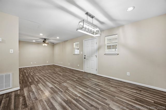 806 S Hickory Street, Nowata, OK 74048