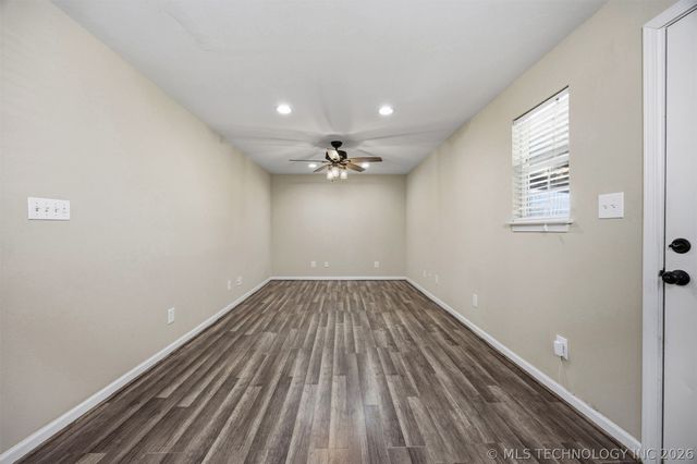 806 S Hickory Street, Nowata, OK 74048