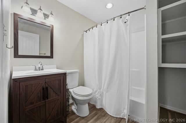 806 S Hickory Street, Nowata, OK 74048