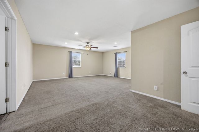 806 S Hickory Street, Nowata, OK 74048