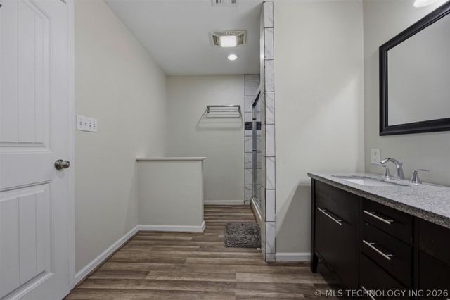 806 S Hickory Street, Nowata, OK 74048