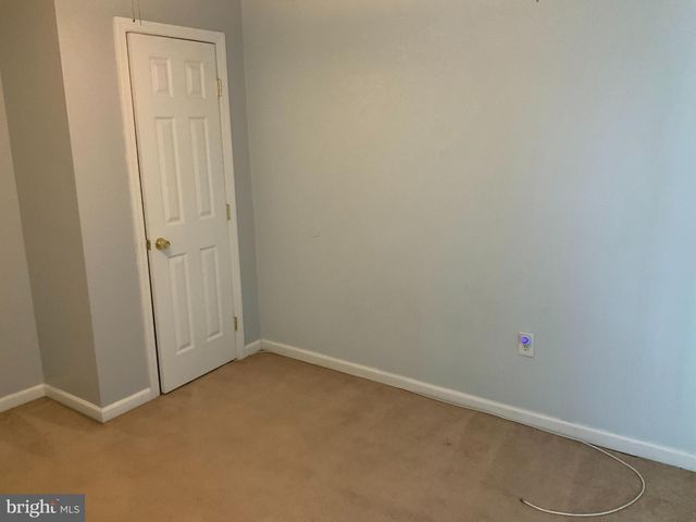 228 ORANGE ST, Gloucester City, NJ 08030