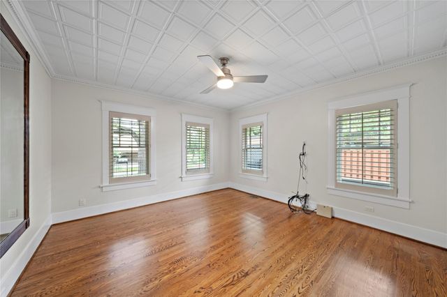 3404 Audubon Place, Houston, TX 77006