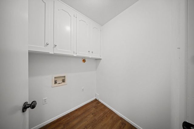 203 Oak Forest Trail, Euless, TX 76039