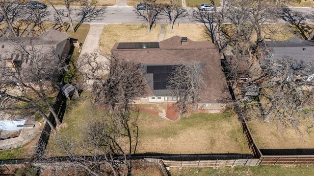 203 Oak Forest Trail, Euless, TX 76039