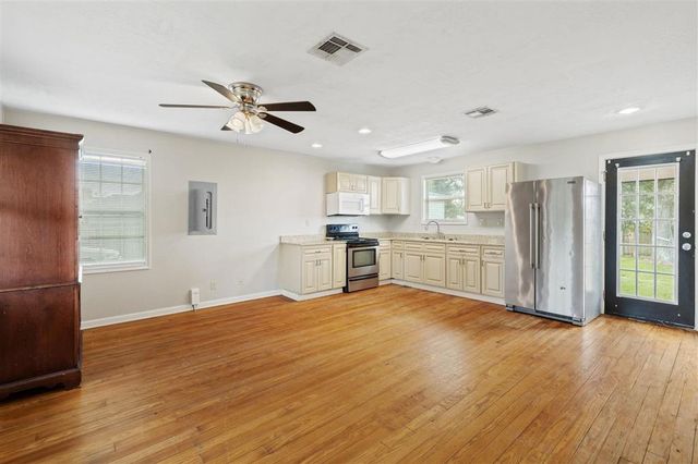 628 15th Street, Lake Charles, LA 70601