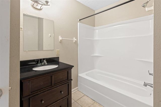 628 15th Street, Lake Charles, LA 70601