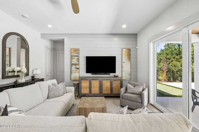 300 Breakwater Boulevard, Panama City Beach, FL 32413