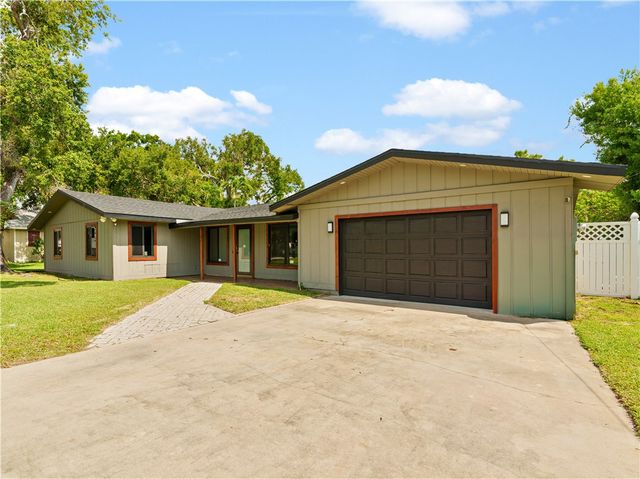 146 11th Street SW, Vero Beach, FL 32962