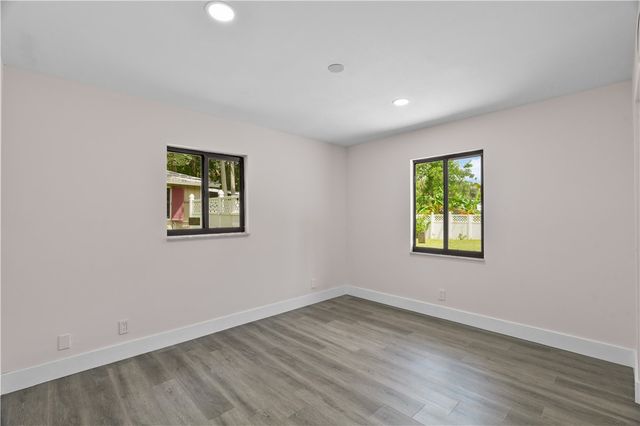 146 11th Street SW, Vero Beach, FL 32962