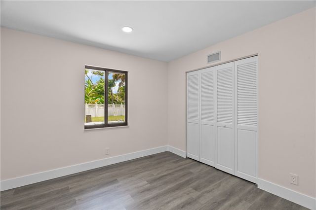 146 11th Street SW, Vero Beach, FL 32962