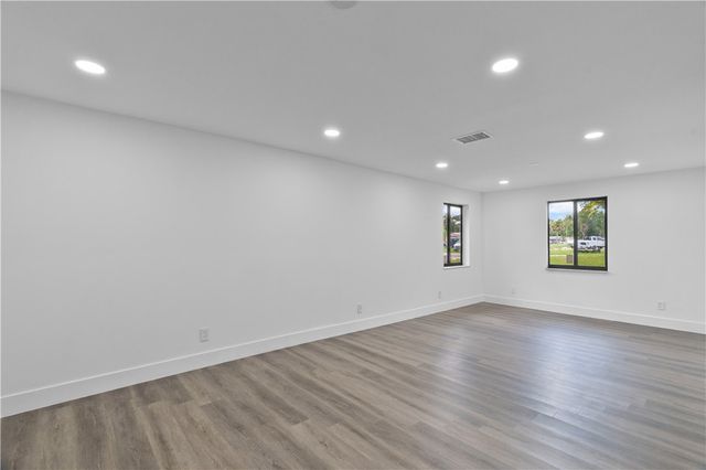 146 11th Street SW, Vero Beach, FL 32962