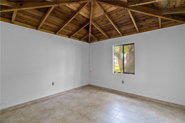 146 11th Street SW, Vero Beach, FL 32962