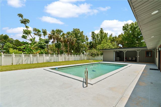 146 11th Street SW, Vero Beach, FL 32962