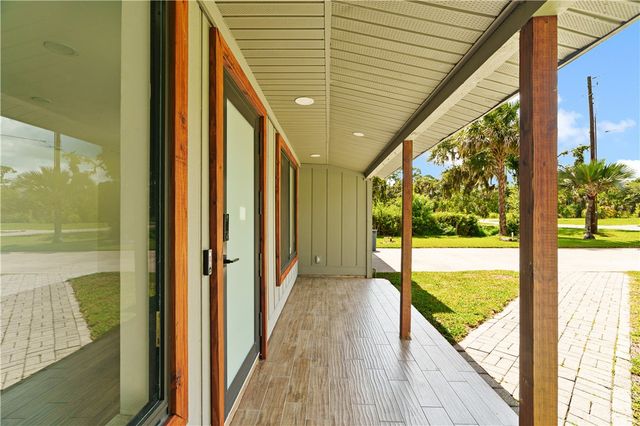 146 11th Street SW, Vero Beach, FL 32962