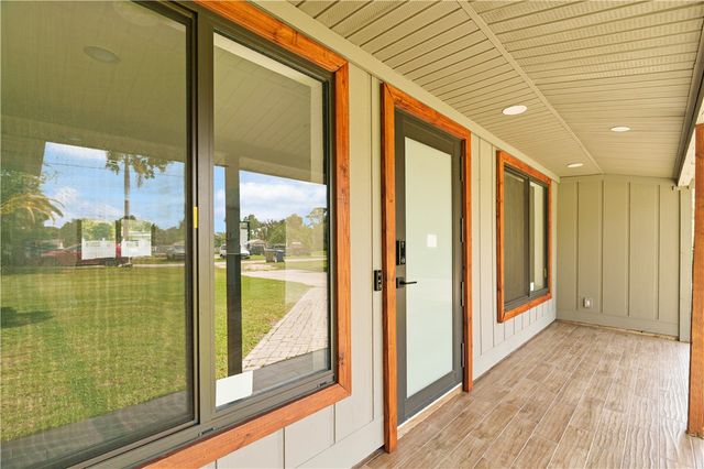 146 11th Street SW, Vero Beach, FL 32962