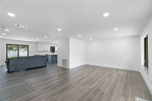 146 11th Street SW, Vero Beach, FL 32962