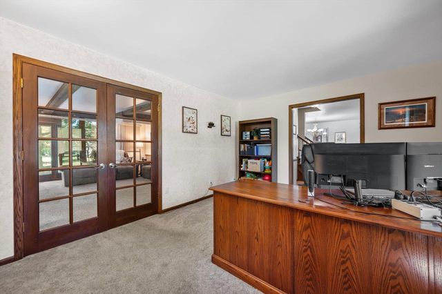 1799 Woodsfield DRIVE, Richfield, WI 53076