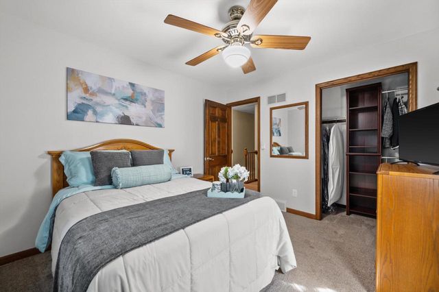 1799 Woodsfield DRIVE, Richfield, WI 53076