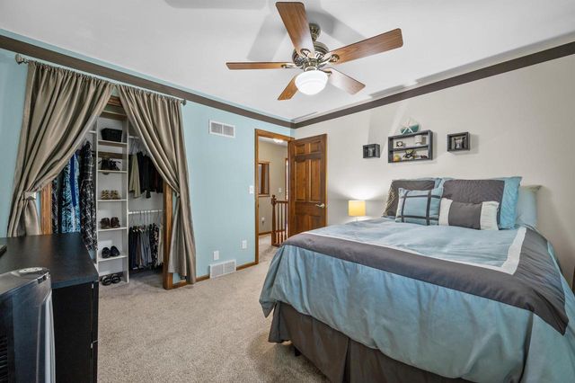 1799 Woodsfield DRIVE, Richfield, WI 53076