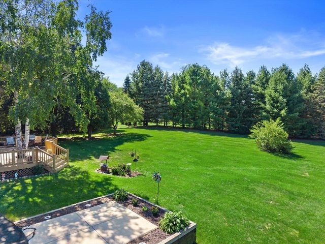 1799 Woodsfield DRIVE, Richfield, WI 53076