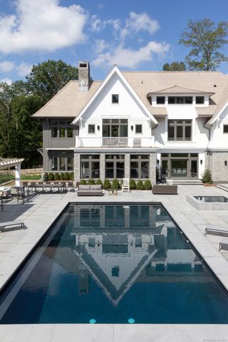 11 Manitou Court, Westport, CT 06880