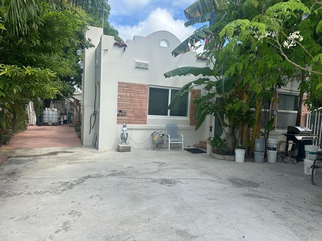 675 NW 34th Street, Miami, FL 33127