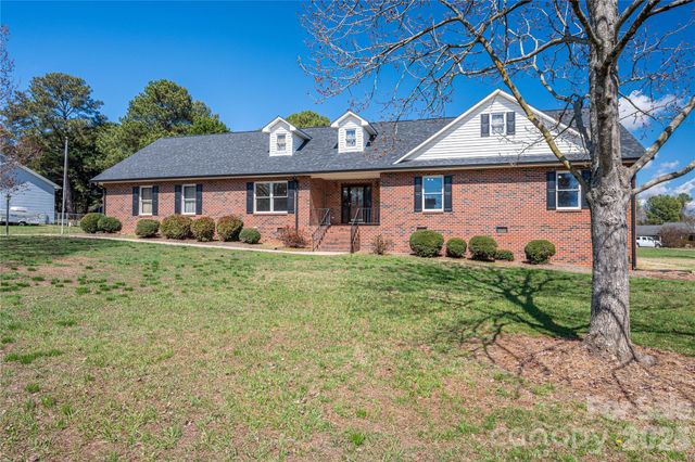 2515 Myra Lane, Lincolnton, NC 28092