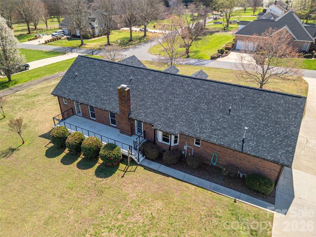 2515 Myra Lane, Lincolnton, NC 28092