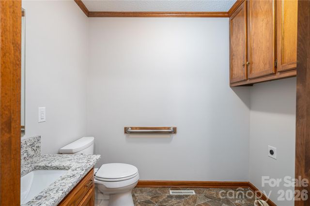 2515 Myra Lane, Lincolnton, NC 28092