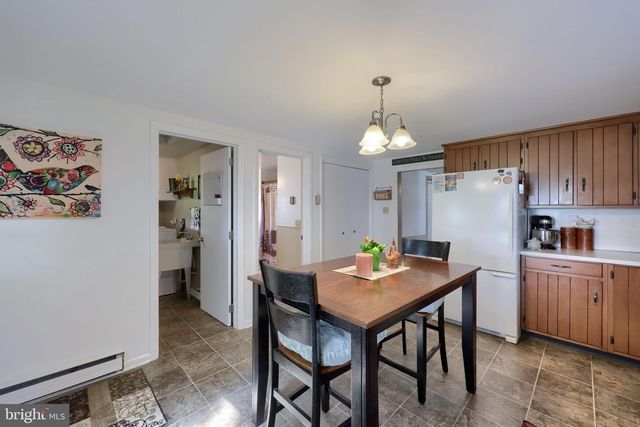 1323 CHURCH ST, Lititz, PA 17543