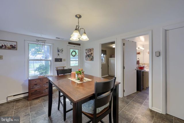1323 CHURCH ST, Lititz, PA 17543