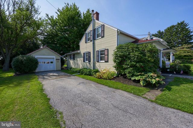 1323 CHURCH ST, Lititz, PA 17543