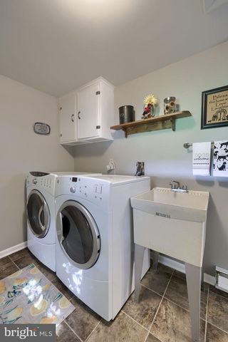 1323 CHURCH ST, Lititz, PA 17543